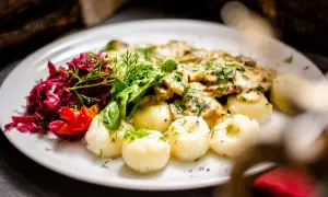 Katowice: Gdzie zjeść? Odkryj najlepsze restauracje na każdą okazję