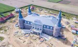 Hotel Cztery Wieże Katarzynin: Kiedy otwarcie? Poznaj prawdę!