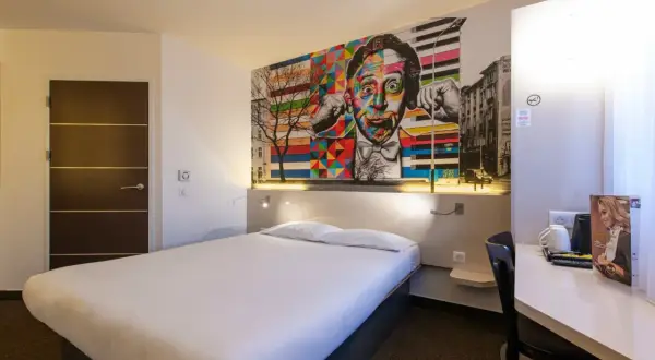 B&B hotel: Co to jest? Poznaj różnice i wybierz idealny nocleg!
