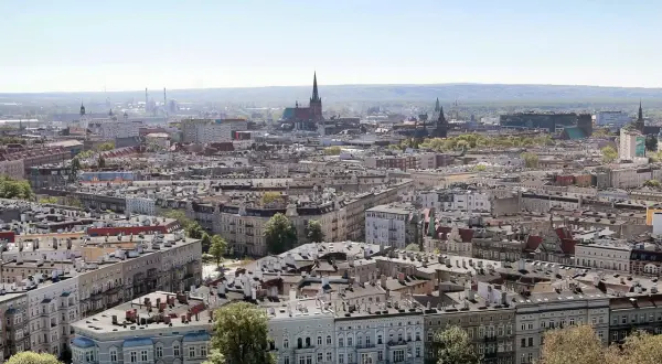 Ile ludzi mieszka w Szczecinie? Sprawdź aktualne dane i trendy!