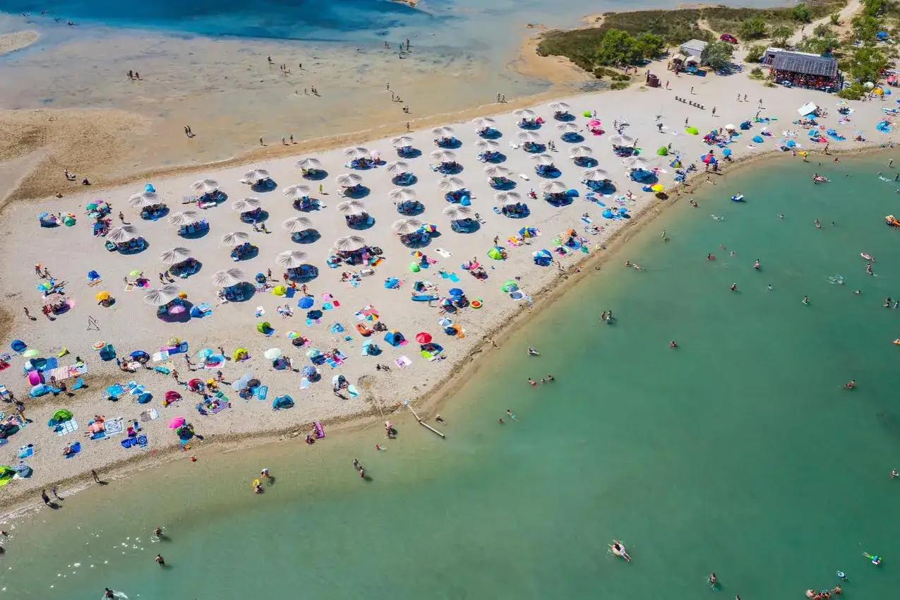 Plaża Królowej Nin dzieci